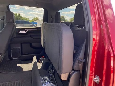 Used 2024 GMC Sierra 1500 Elevation AWD/4WD image 8