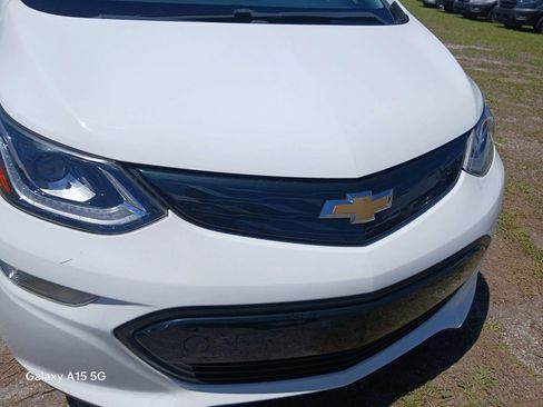 Used 2017 Chevrolet Bolt LT FWD image 22