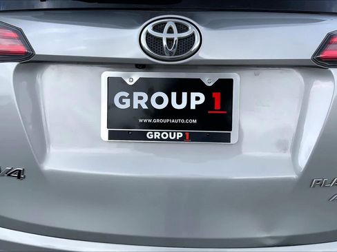 Used 2017 Toyota RAV4 Platinum AWD/4WD image 10