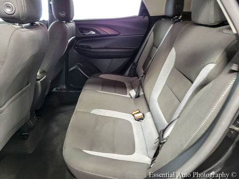 Used 2023 Chevrolet TrailBlazer LT w/ Convenience Package FWD image 10