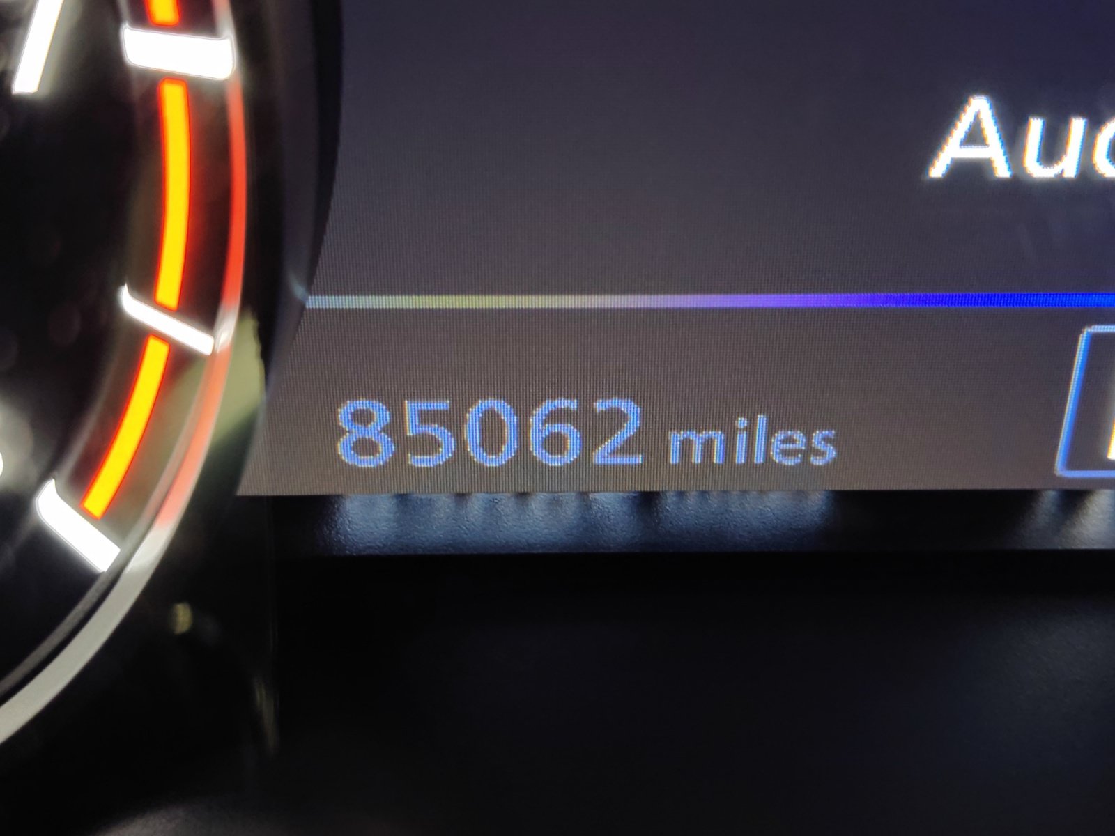 Used 2019 Nissan Altima 2.0 Platinum FWD image 2