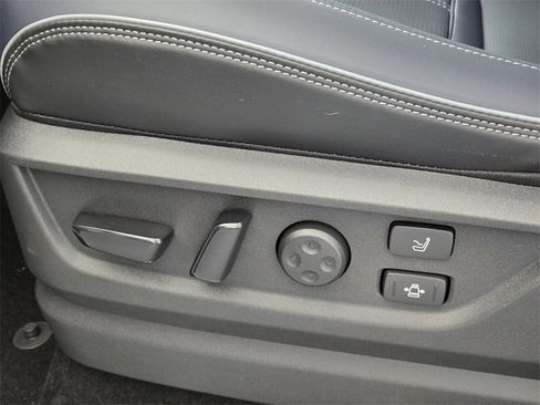 New 2026 INFINITI QX80 SPORT w/ Sport Exterior Package image 21