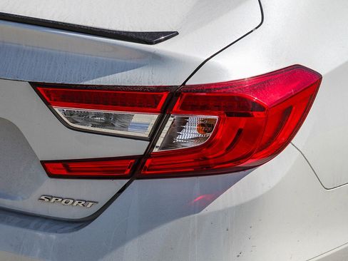 Certified 2022 Honda Accord Sport image 10