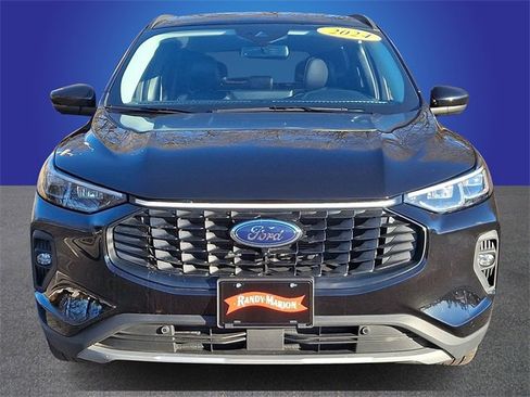 Used 2024 Ford Escape Platinum image 2