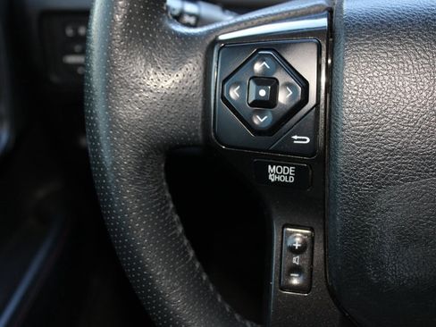 Used 2019 Toyota 4Runner TRD Off-Road Premium image 29