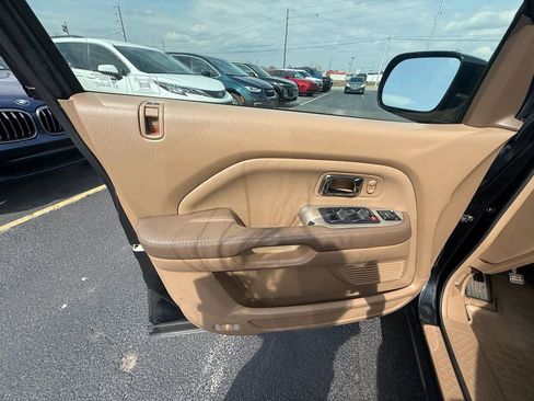 Used 2005 Honda Pilot EX-L image 11