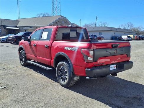 Used 2023 Nissan Titan PRO-4X w/ Pro-4x Convenience Package image 19
