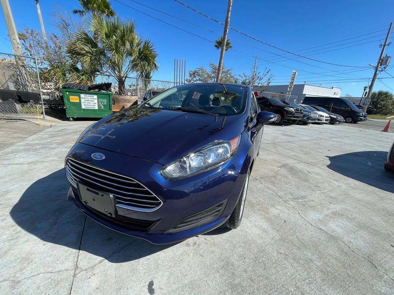 Used 2016 Ford Fiesta SE FWD image 3