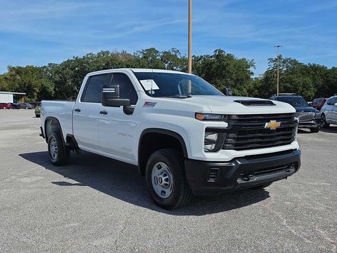 Used 2024 Chevrolet Silverado 2500 W/T w/ WT Fleet Convenience Package image 3