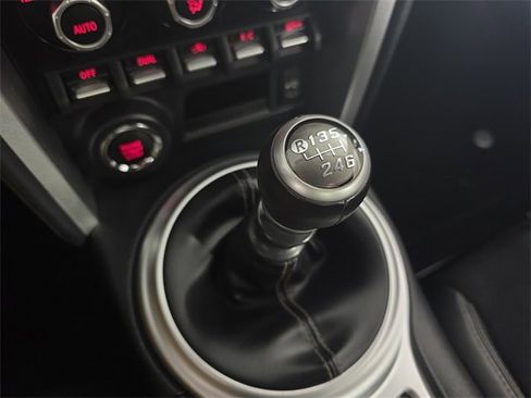 Used 2020 Toyota 86 image 14