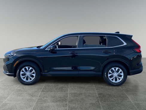 Used 2025 Honda CR-V LX image 2