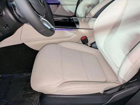 New 2026 Mercedes-Benz GLC 300 GLC 300 image 4