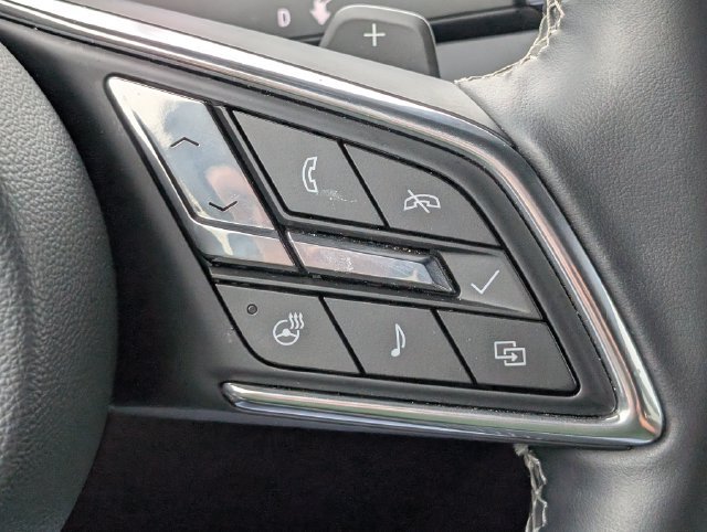 Used 2025 Buick Enclave Preferred FWD image 26