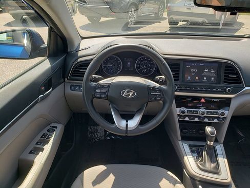 Used 2020 Hyundai Elantra Value Edition w/ Cargo Package (C1) FWD image 14