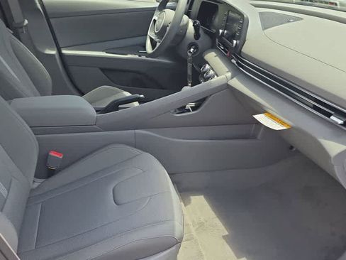 New 2026 Hyundai Elantra SE FWD image 22