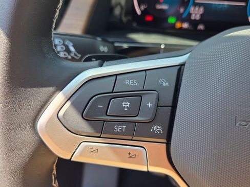 New 2026 Volkswagen Atlas SE image 24