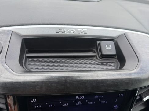 Used 2021 RAM 1500 Big Horn AWD/4WD image 34