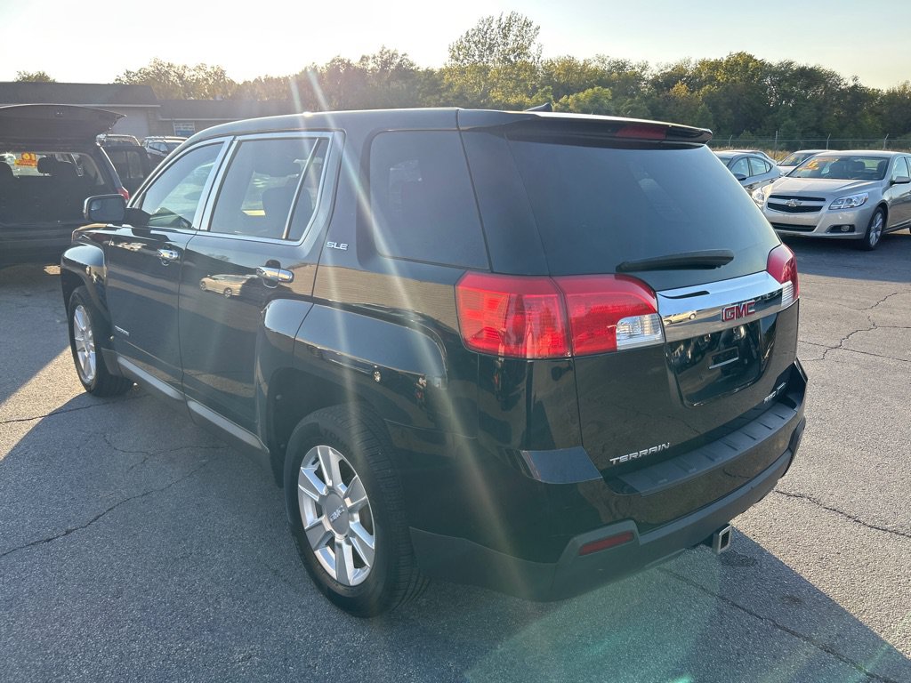 Used 2012 GMC Terrain SLE AWD/4WD image 8
