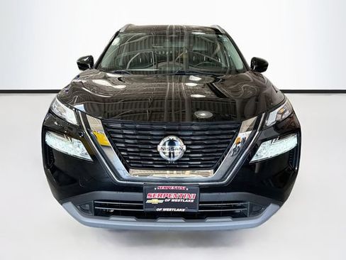 Used 2021 Nissan Rogue SV w/ Premium Package AWD/4WD image 4