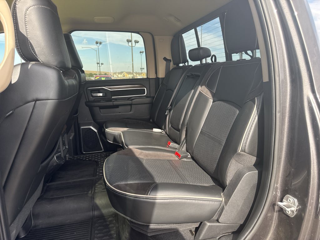 Used 2022 RAM 3500 Laramie AWD/4WD image 19
