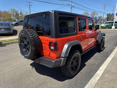 Used 2023 Jeep Wrangler Unlimited w/ Convenience Group AWD/4WD image 7