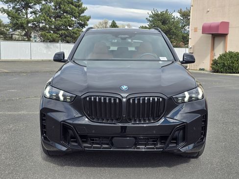 New 2026 BMW X5 xDrive50e w/ M Sport Package image 38