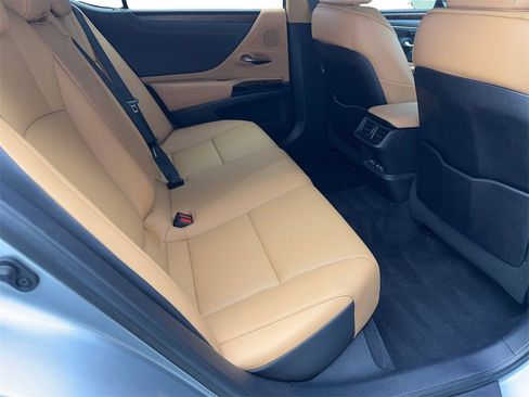 Used 2022 Lexus ES 350 w/ Premium Package image 39