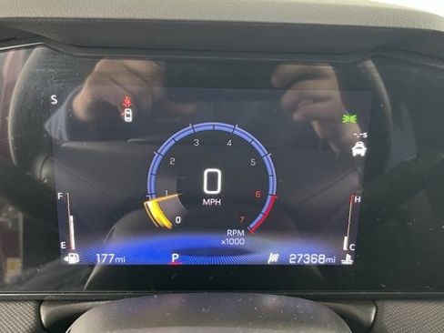 Used 2025 Chevrolet TrailBlazer LS w/ LS Convenience Package image 38