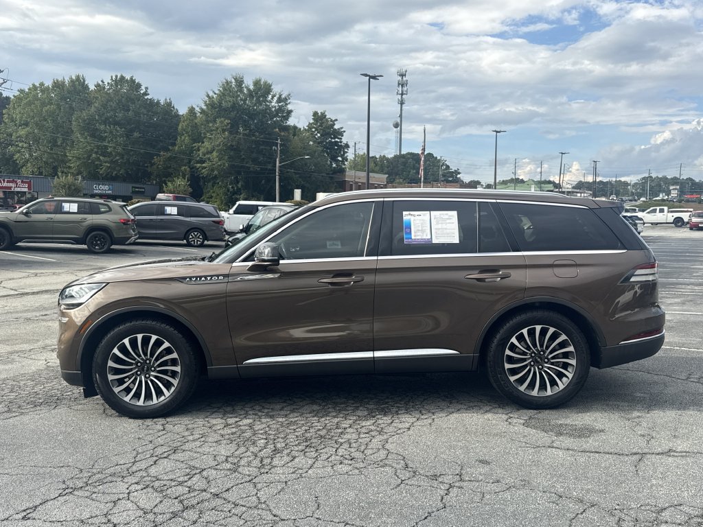 Used 2022 Lincoln Aviator Reserve w/ Elements Package Plus RWD image 4