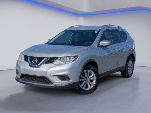 Used 2015 Nissan Rogue SV FWD image 2