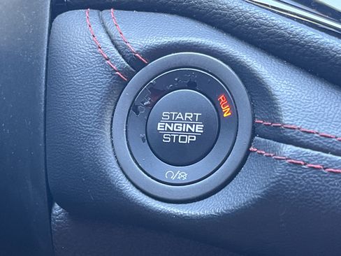 Used 2023 Dodge Durango GT image 9