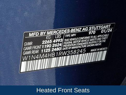 Used 2024 Mercedes-Benz GLB 250 4MATIC image 27
