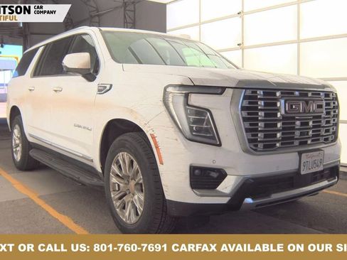 Used 2025 GMC Yukon XL Denali image 5