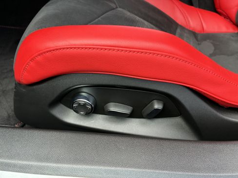 Used 2026 Chevrolet Corvette Z06 RWD image 21