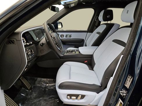 Certified 2025 Rolls-Royce Cullinan Black Badge image 14