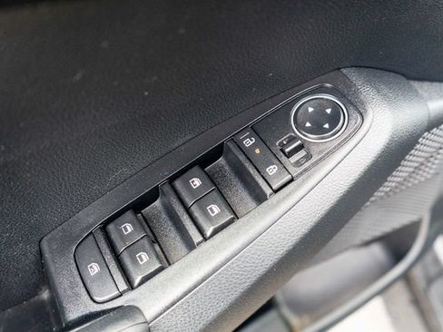 Used 2024 Kia Seltos LX AWD/4WD image 18