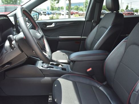 Used 2024 Ford Escape ST-Line w/ Tech Pack #1 AWD/4WD image 15