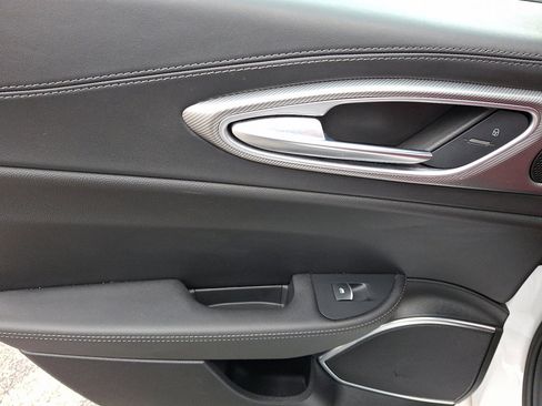 Used 2023 Alfa Romeo Giulia Veloce image 19
