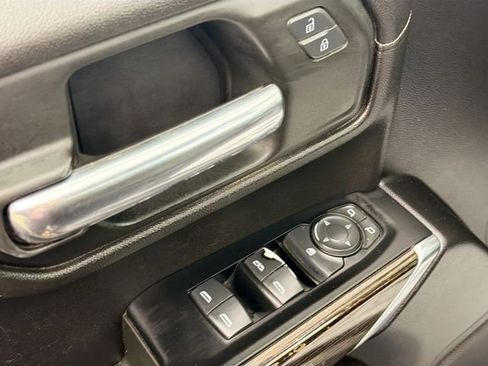 Used 2019 GMC Sierra 1500 Elevation image 17