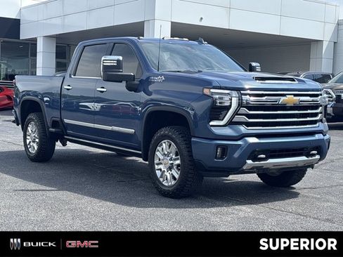 Used 2024 Chevrolet Silverado 2500 High Country w/ Technology Package AWD/4WD image 1