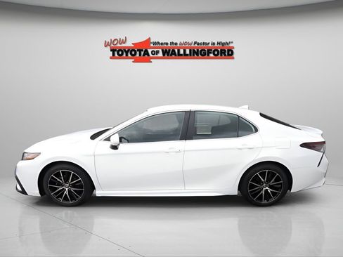 Certified 2023 Toyota Camry SE FWD image 2