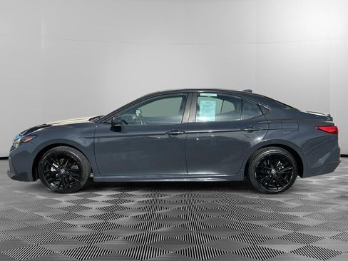 Used 2025 Toyota Camry SE AWD/4WD image 7