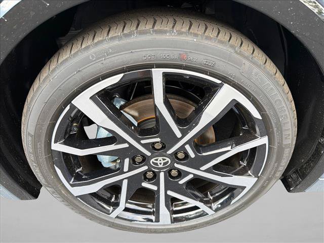 New 2027 Toyota Prius Plug-In Hybrid FWD image 11