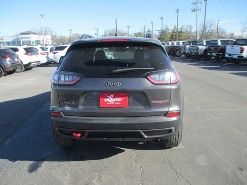 Used 2020 Jeep Cherokee Trailhawk w/ Cold Weather Group image 6