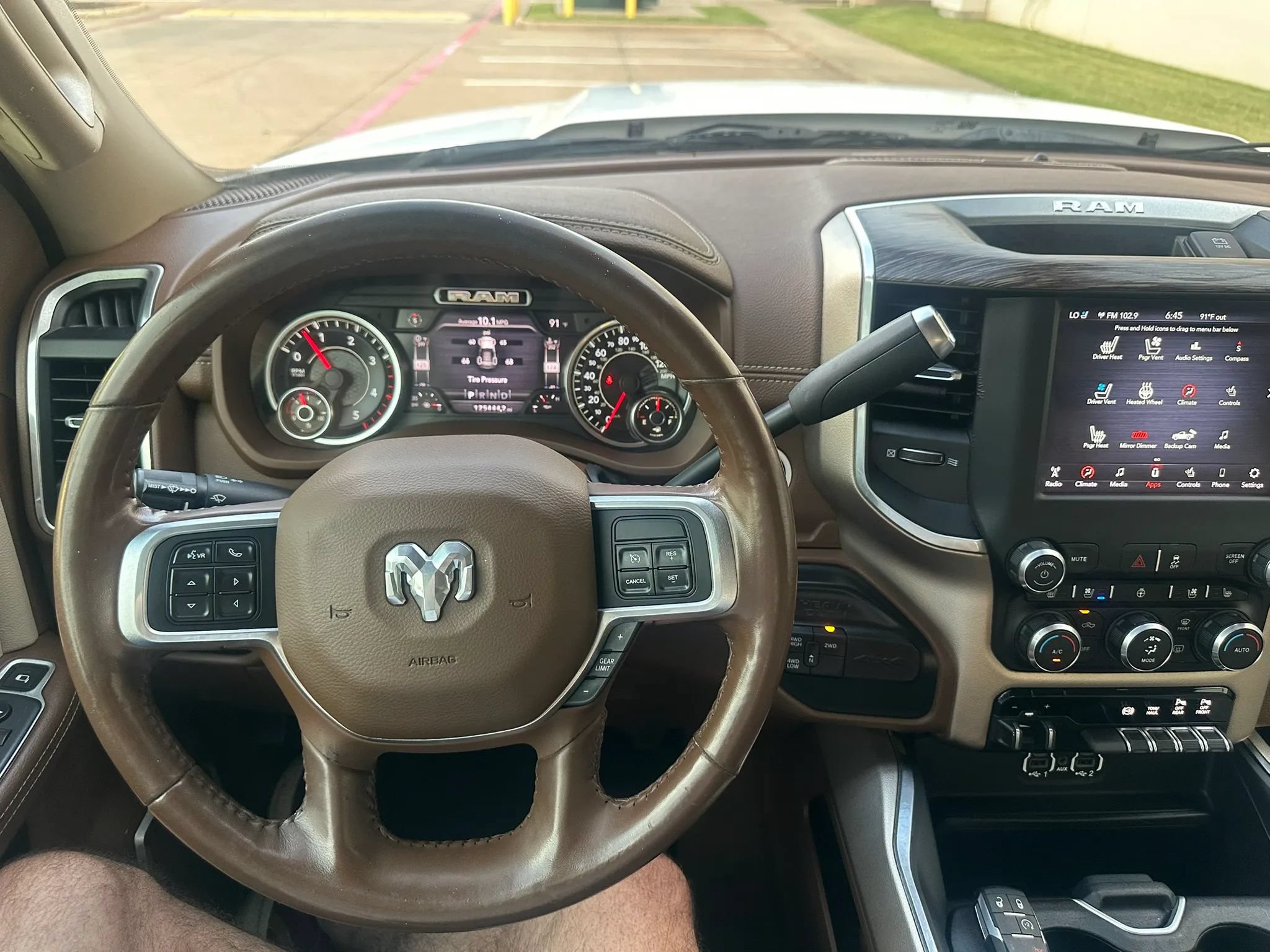 Used 2020 RAM 3500 Laramie AWD/4WD image 39