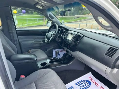 Used 2013 Toyota Tacoma PreRunner w/ Convenience Pkg RWD image 10