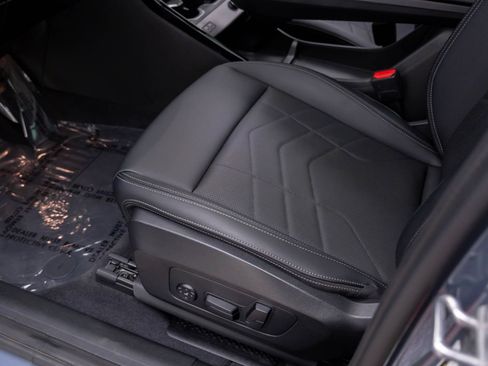 Certified 2026 BMW X2 xDrive28i AWD/4WD image 16