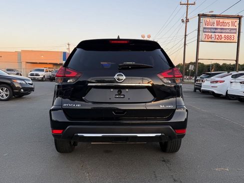Used 2017 Nissan Rogue SL AWD/4WD image 5