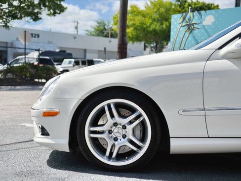 Used 2008 Mercedes-Benz CLK 550 Cabriolet image 7