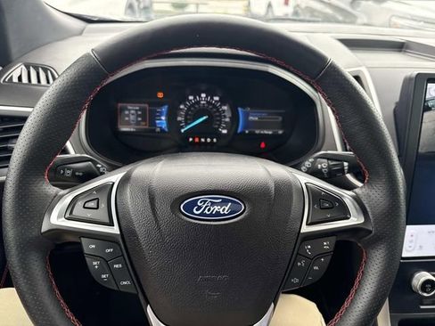 Used 2022 Ford Edge ST-Line AWD/4WD image 34